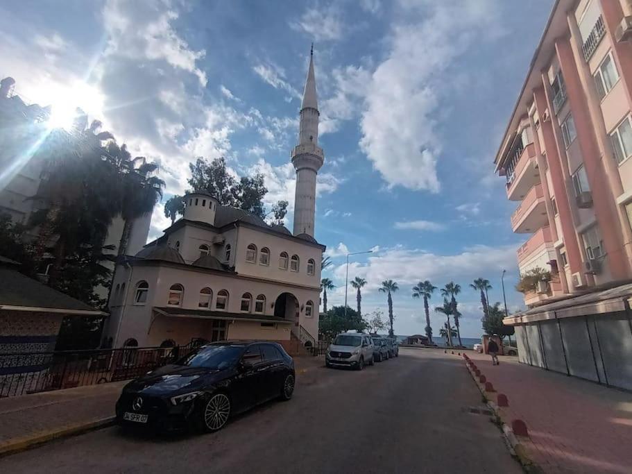 Apartment Very Close To Cleopatra Beach. *