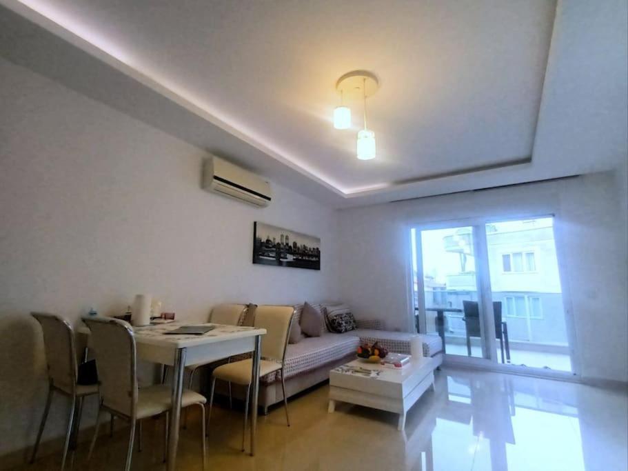 Very Close To Cleopatra Beach. Apartment