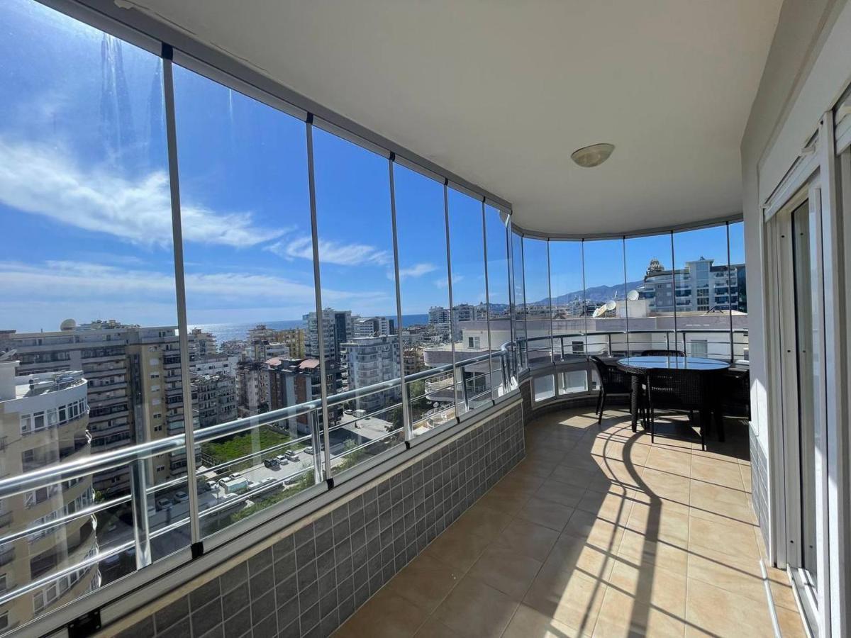 огромный видовой пентхаус у моря Apartamento