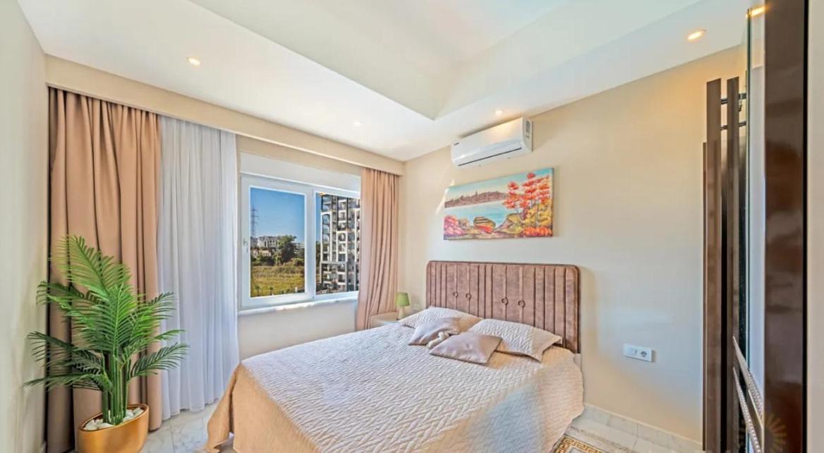 Earthquake S-a-f-e! 24h Open! All Included And Beautiful Private Only 100 Meters To Cleopatra Beach 14 With Umbrellas, Own Fast And Stable Wifi, Barbecue, Balcony, Smart Tv, Table Games, Rent A Car, Travel Agency, Real Estate, No Additional Alanya
