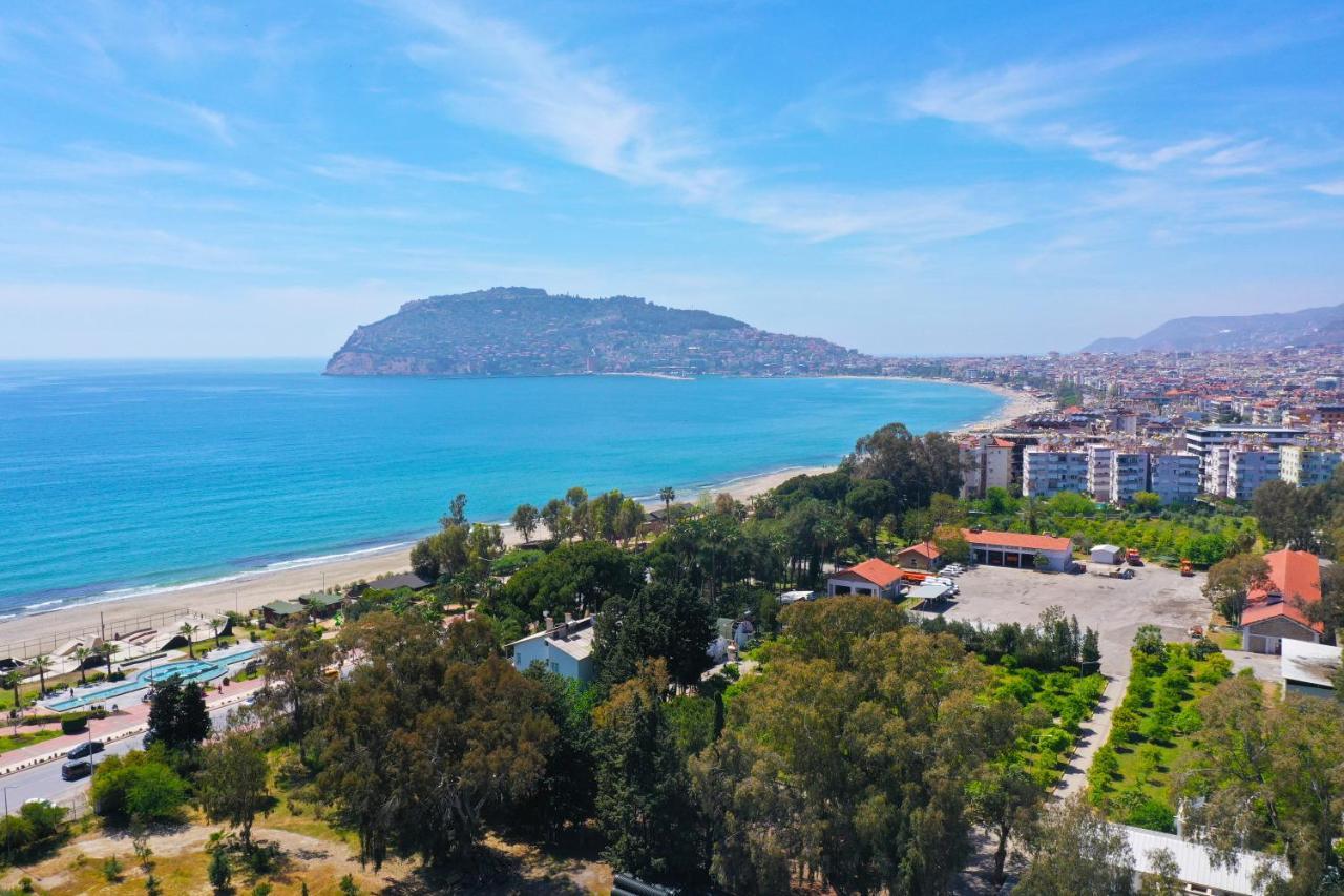 Hotel Risus Park 3*
