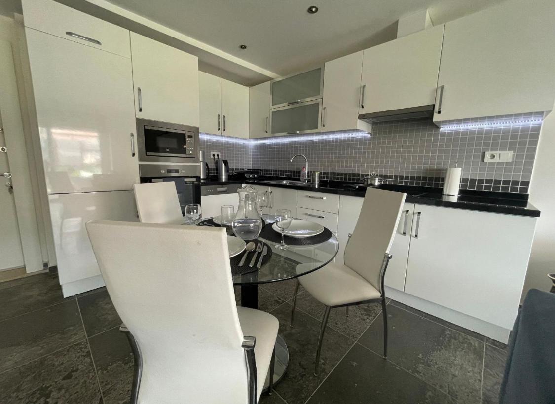 Aramis 2 Elit Apartment