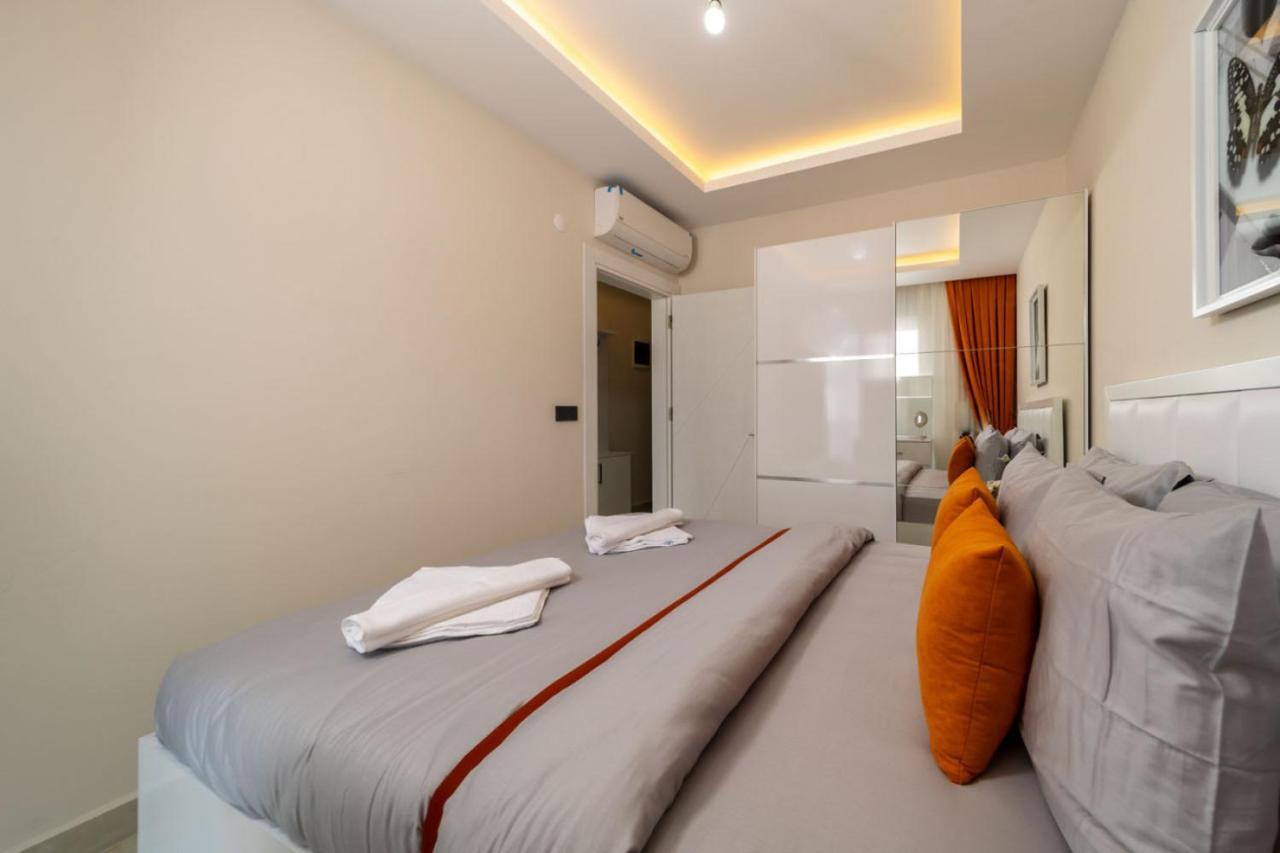 Pleasant Flat Within 5 Min To The Beach With Balcony In Apartment Alanya