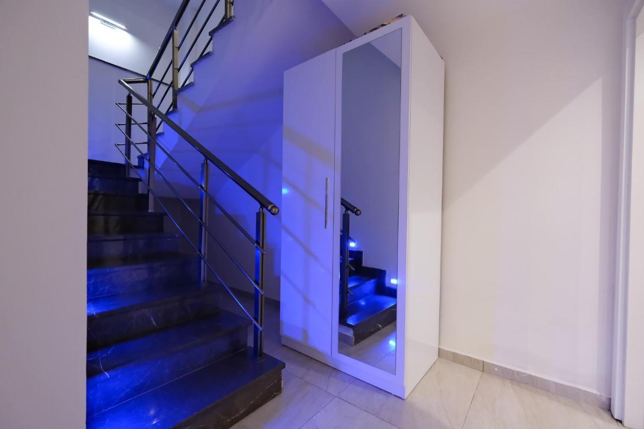 Villa Luxury Villas & *
