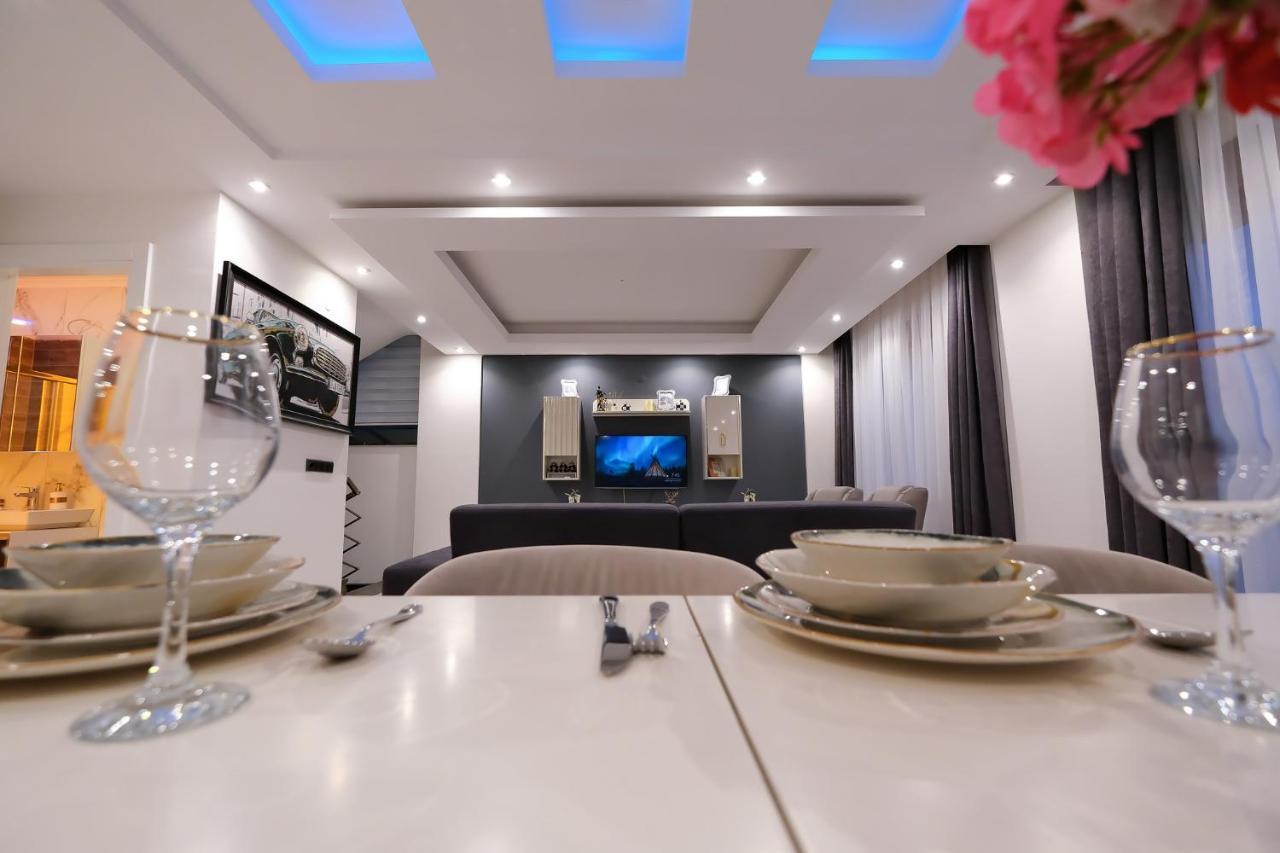 Luxury Villas & Villa *