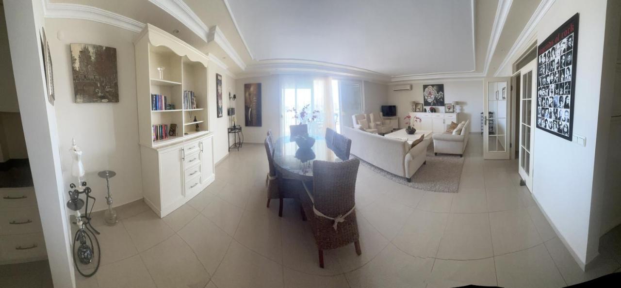 Resident Gold Bau 3 Apartment *