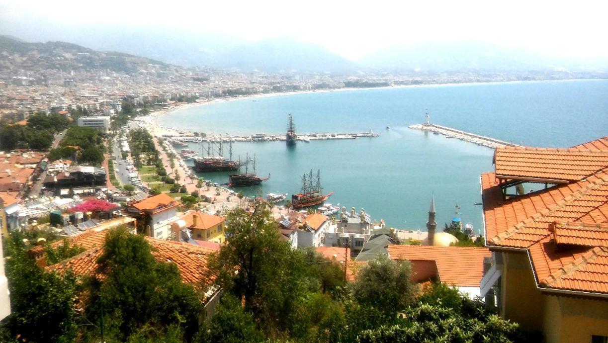 Earthquake S-a-f-e! 24h Open! All Included And Beautiful Private Only 100 Meters To Cleopatra Beach 14 With Umbrellas, Own Fast And Stable Wifi, Barbecue, Balcony, Smart Tv, Table Games, Rent A Car, Travel Agency, Real Estate, No Additional Alanya