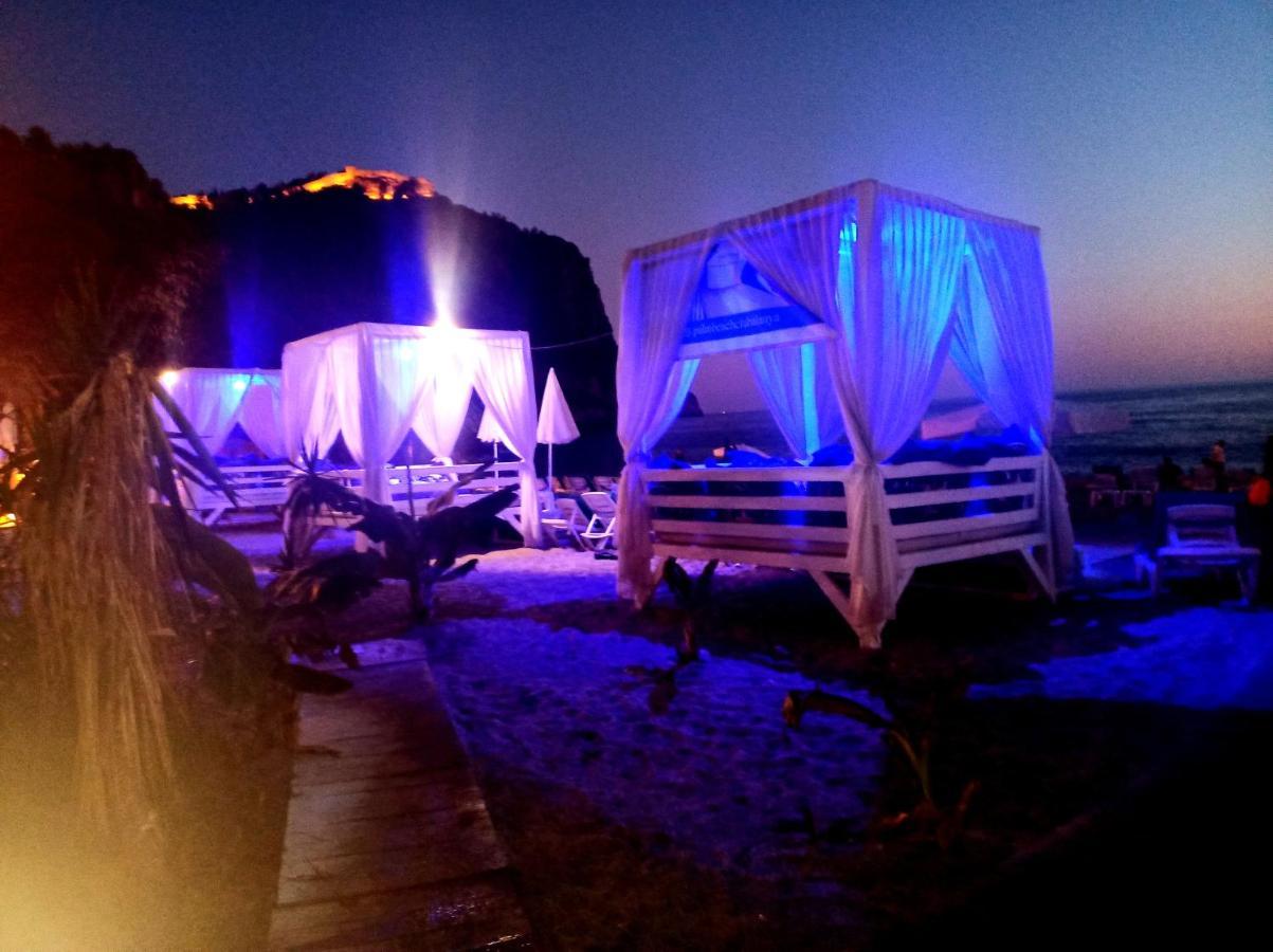 Earthquake S-a-f-e! 24h Open! All Included And Beautiful Private Only 100 Meters To Cleopatra Beach 14 With Umbrellas, Own Fast And Stable Wifi, Barbecue, Balcony, Smart Tv, Table Games, Rent A Car, Travel Agency, Real Estate, No Additional Apartment Alanya