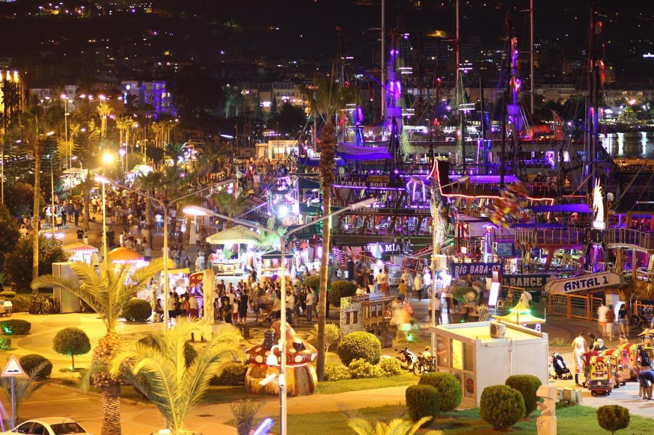 Apartment Earthquake S-a-f-e! 24h Open! All Included And Beautiful Private Only 100 Meters To Cleopatra Beach 14 With Umbrellas, Own Fast And Stable Wifi, Barbecue, Balcony, Smart Tv, Table Games, Rent A Car, Travel Agency, Real Estate, No Additional Alanya