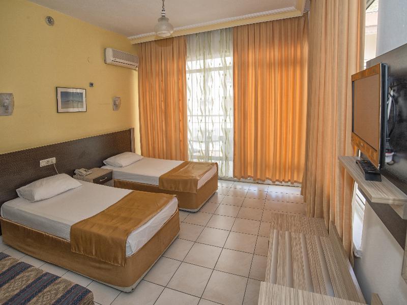 Hotel Kleopatra Bebek Alanya