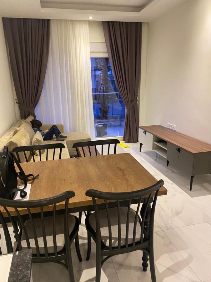 Calypso Apartment *