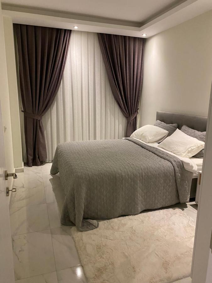 Calypso Apartment *