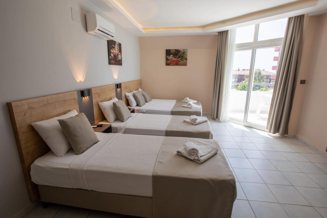 Risus Park 3*