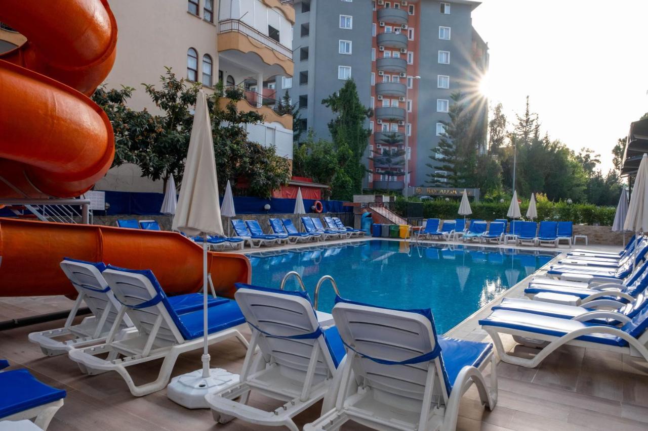 Risus Park 3*