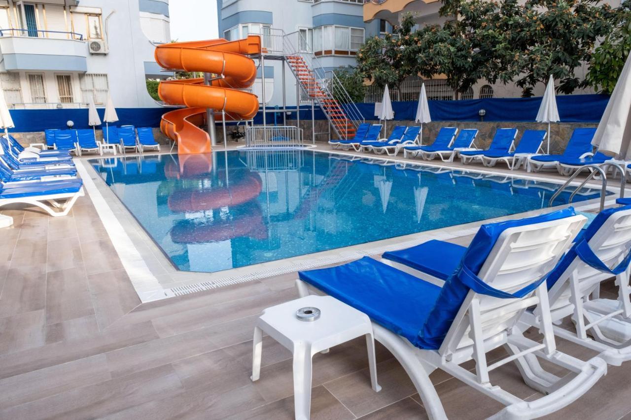 Risus Park 3*