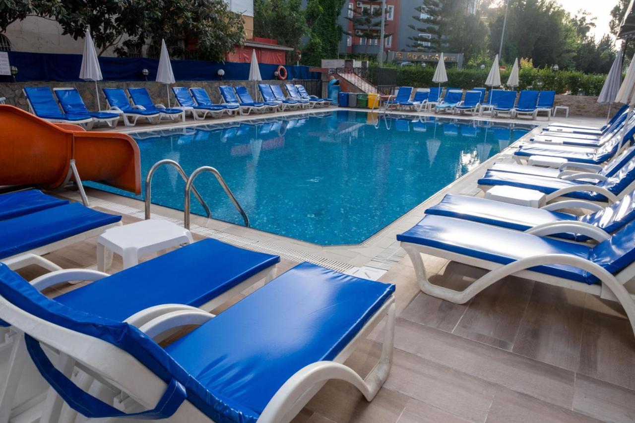 Risus Park 3*