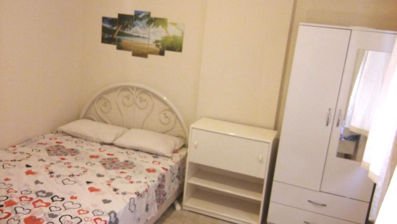 24h Pick-up Service! Beautiful Private House At Cleopatra Beach Included Pick-up, Kitchen, Umbrellas, Parking Space, 100mbps Wifi, Garden, Balcony, Terrace, Barbecue, Whatsapp Support, No Additional Costs! 500 Eur Cashback For 3 Months! Lejlighed