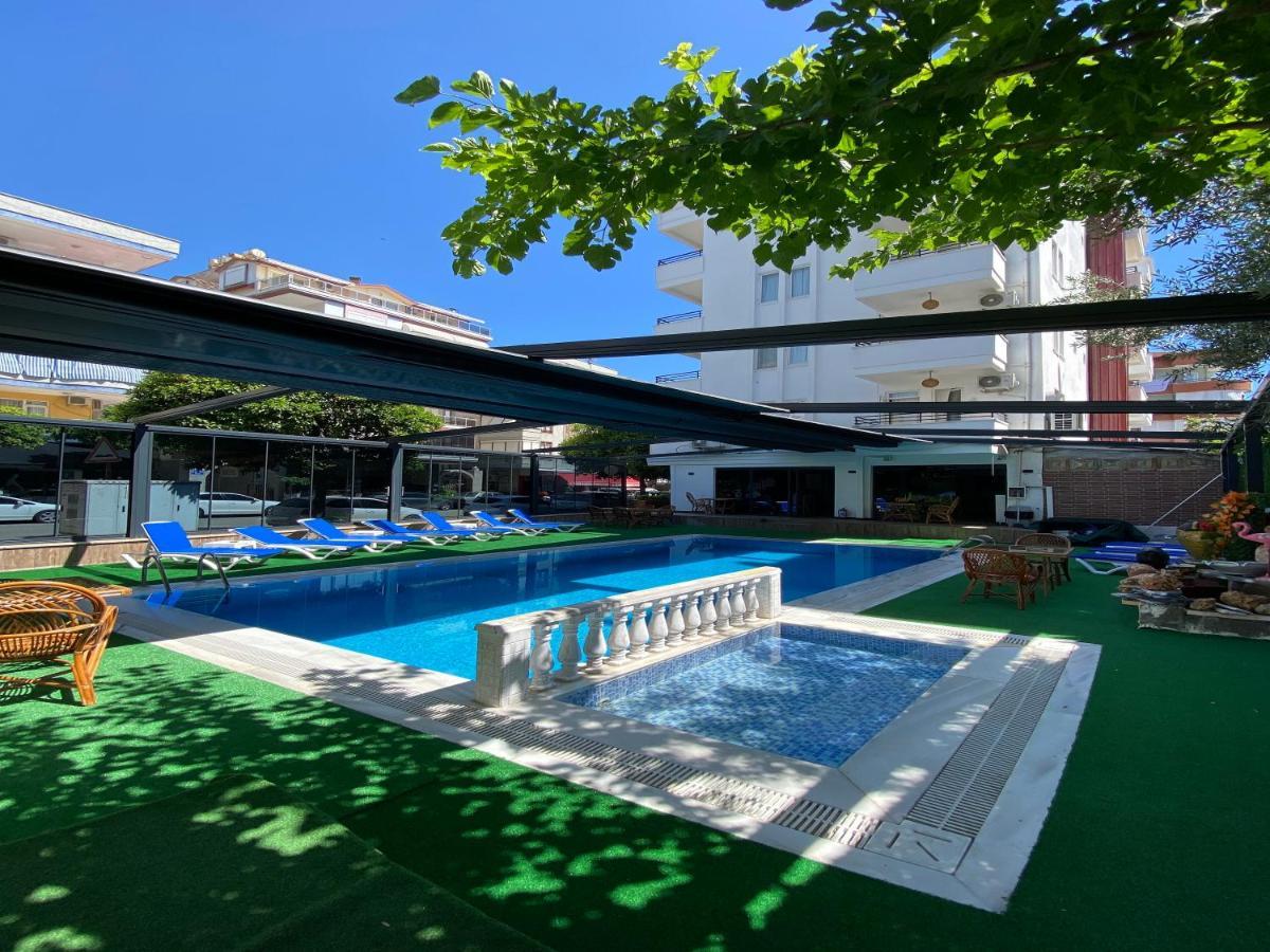 Kadeer Hotel