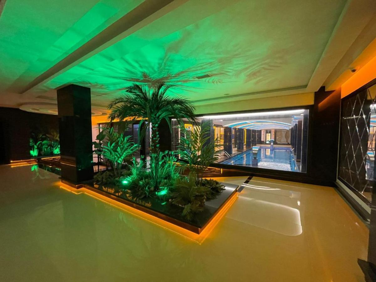 Yekta Kingdom Trade Center 1+1 Luxury Apartment *