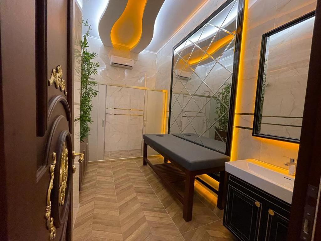 Apartment Yekta Kingdom Trade Center 1+1 Luxury Alanya
