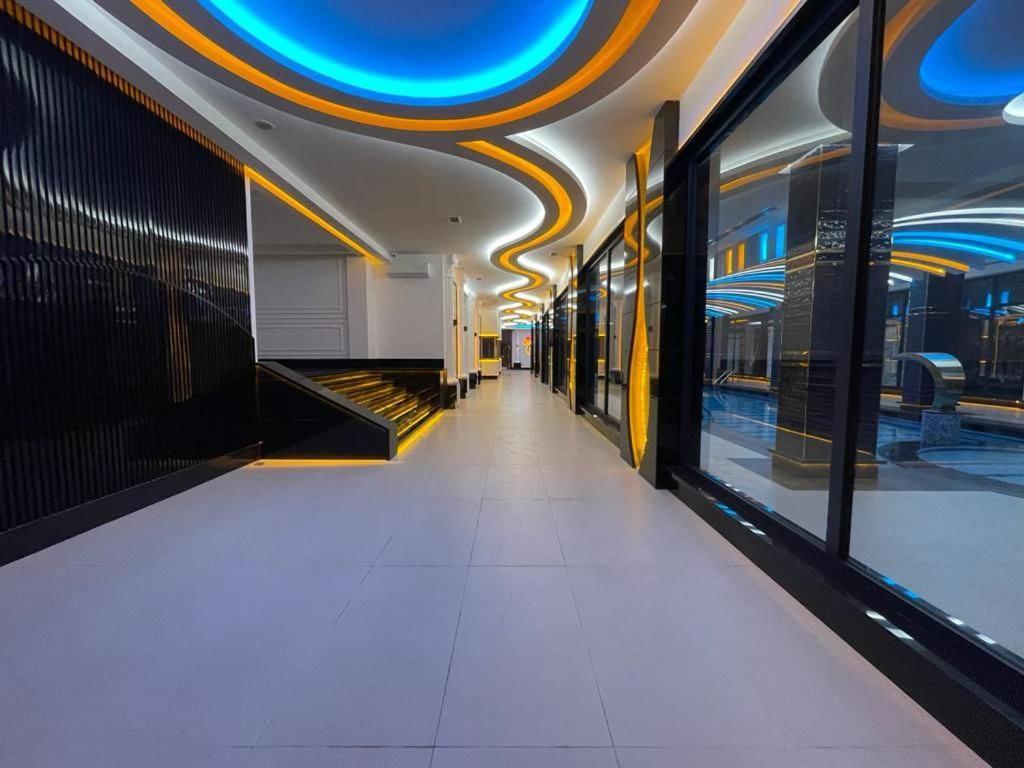 Yekta Kingdom Trade Center 1+1 Luxury Alanya