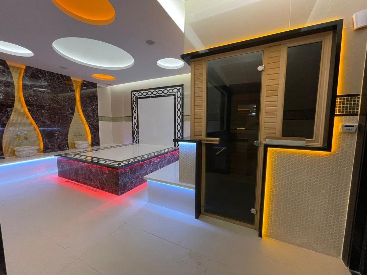 Yekta Kingdom Trade Center 1+1 Luxury *