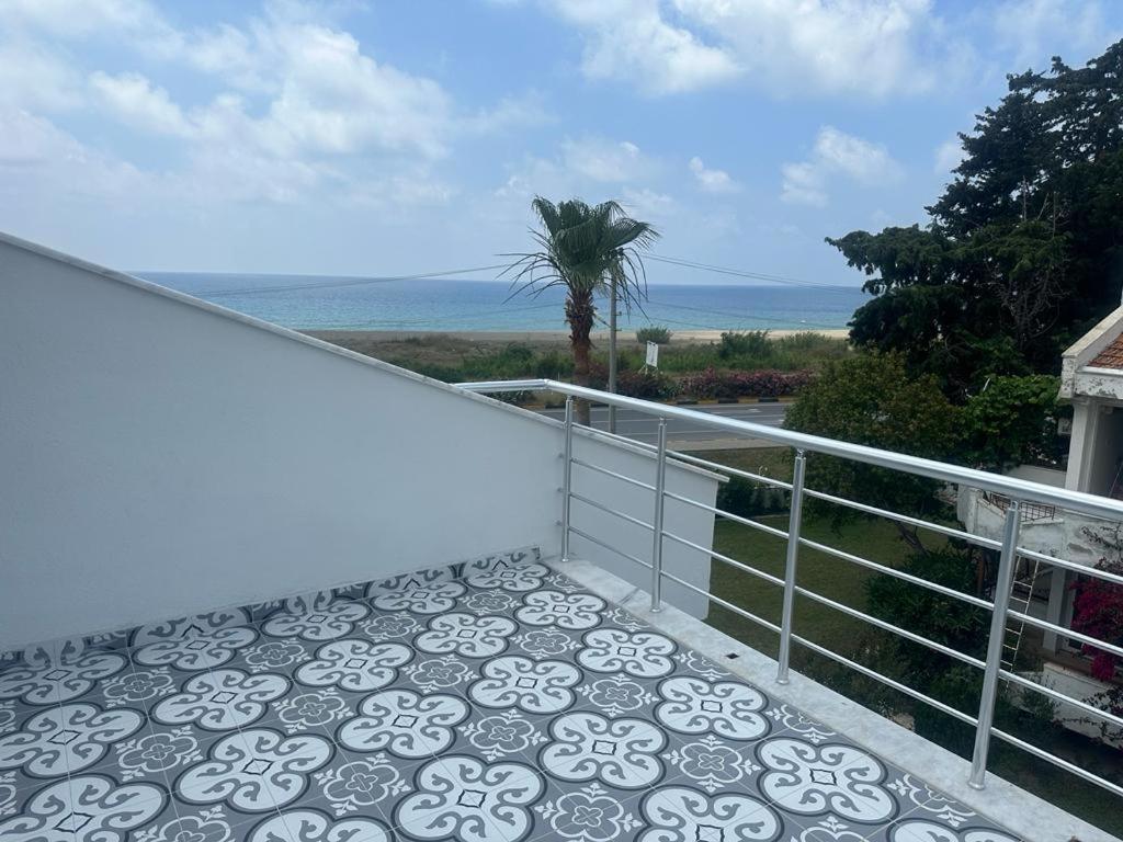 Beachfront With 6 Oceanview Terraces Villa Alanya