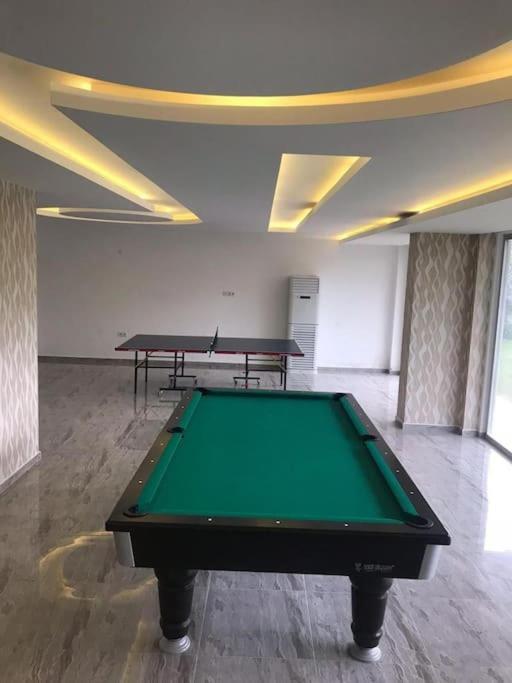 Alanya, Avsallar'da Su Kaydirakli Site Icinde Kiralik Daire Apartment