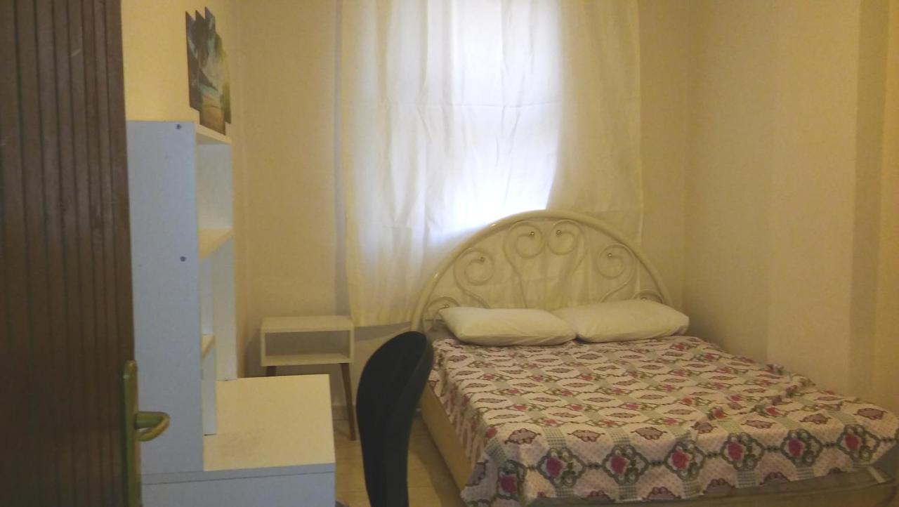 24h Pick-up Service! Beautiful Private House At Cleopatra Beach Included Pick-up, Kitchen, Umbrellas, Parking Space, 100mbps Wifi, Garden, Balcony, Terrace, Barbecue, Whatsapp Support, No Additional Costs! 500 Eur Cashback For 3 Months! Lejlighed *