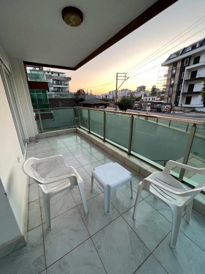 Peaceful Riverside Retreat 10-min Walk To Beach, Steps From National Park In