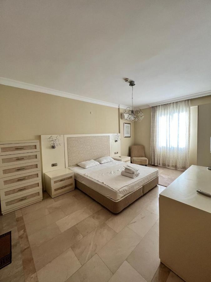 Gold Main Building 3 Bedroom