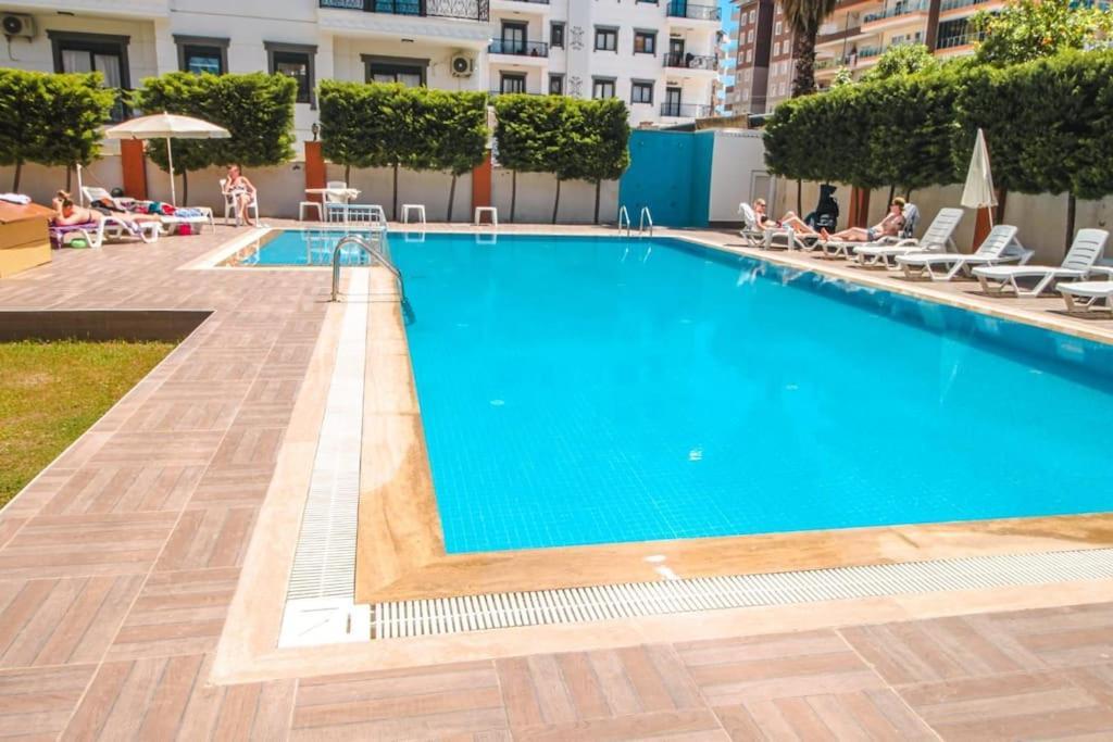 Abr 5 Apartment *