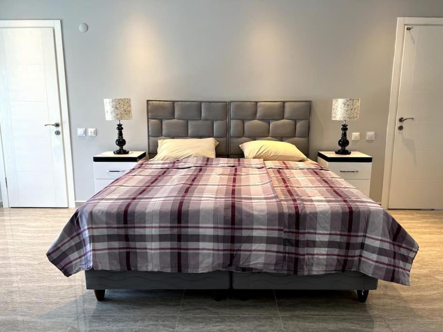 Apartamento Penthouse 4 Bedrooms, 1 Living Room, To The Sea 7 Minutes Walk