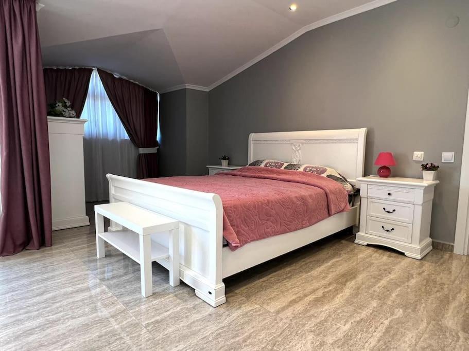 Apartamento Penthouse 4 Bedrooms, 1 Living Room, To The Sea 7 Minutes Walk