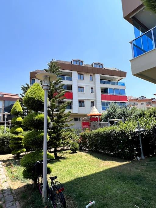 Penthouse 4 Bedrooms, 1 Living Room, To The Sea 7 Minutes Walk * Alanya