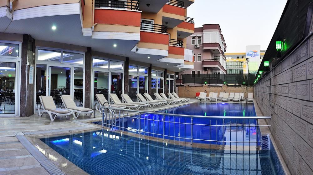 Selvi 2* Alanya