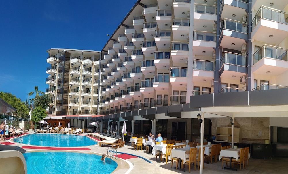 Hotel Monte Carlo 4*