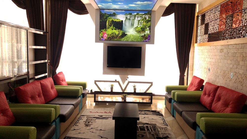 Hotel Monte Carlo 4*