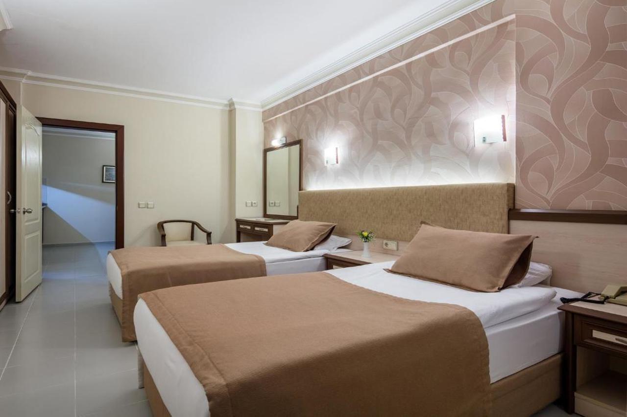Flower Resort 3*