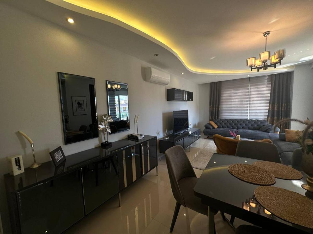 Apartment Akar