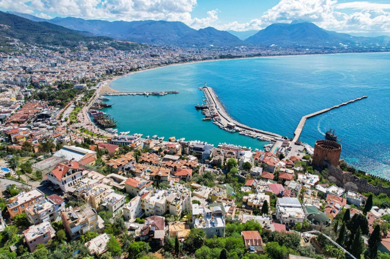 In The Hearth Of City, Seaview. Alanya