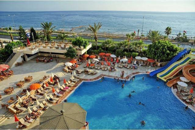 Hotel Armas Prestige