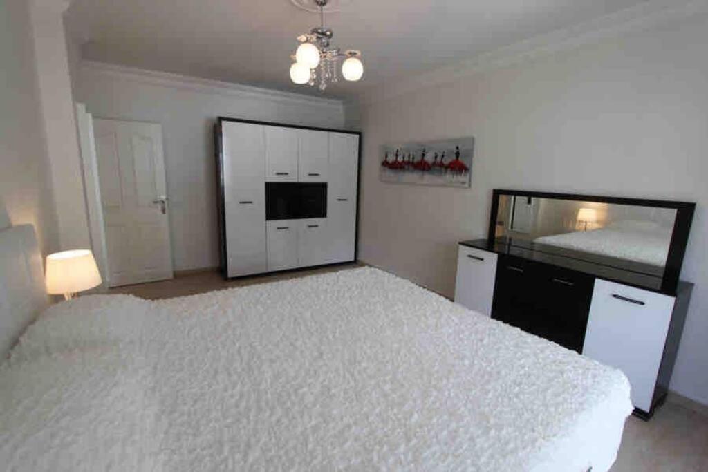 Apartamento Panorama Garden Cikcilli 4+1 *
