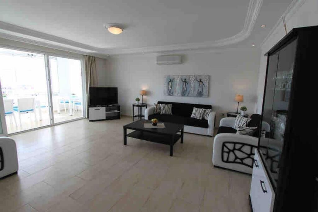 Apartamento Panorama Garden Cikcilli 4+1 Alanya