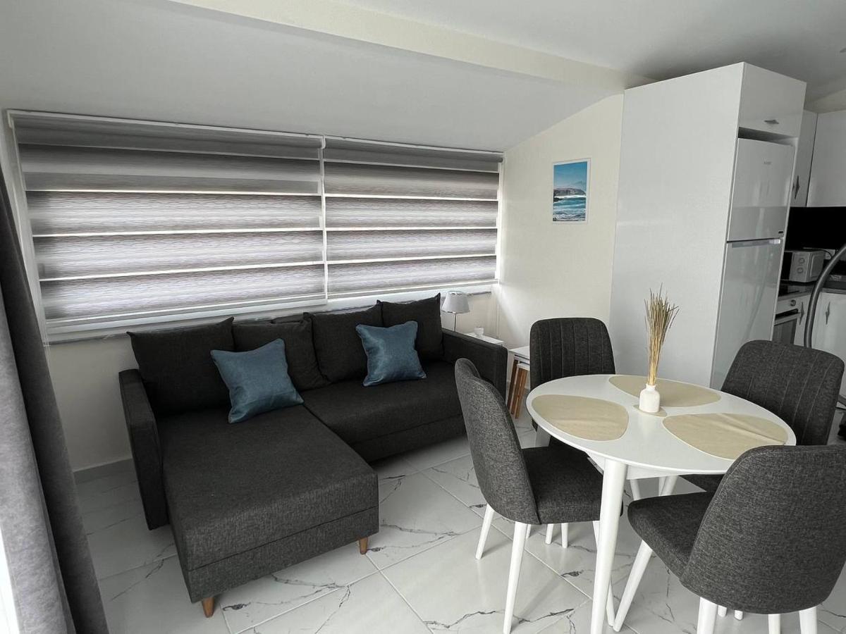 Art Life Apartment
