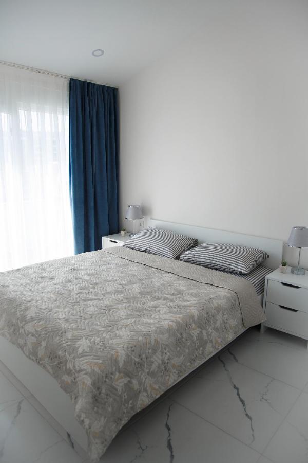Art Life Apartment