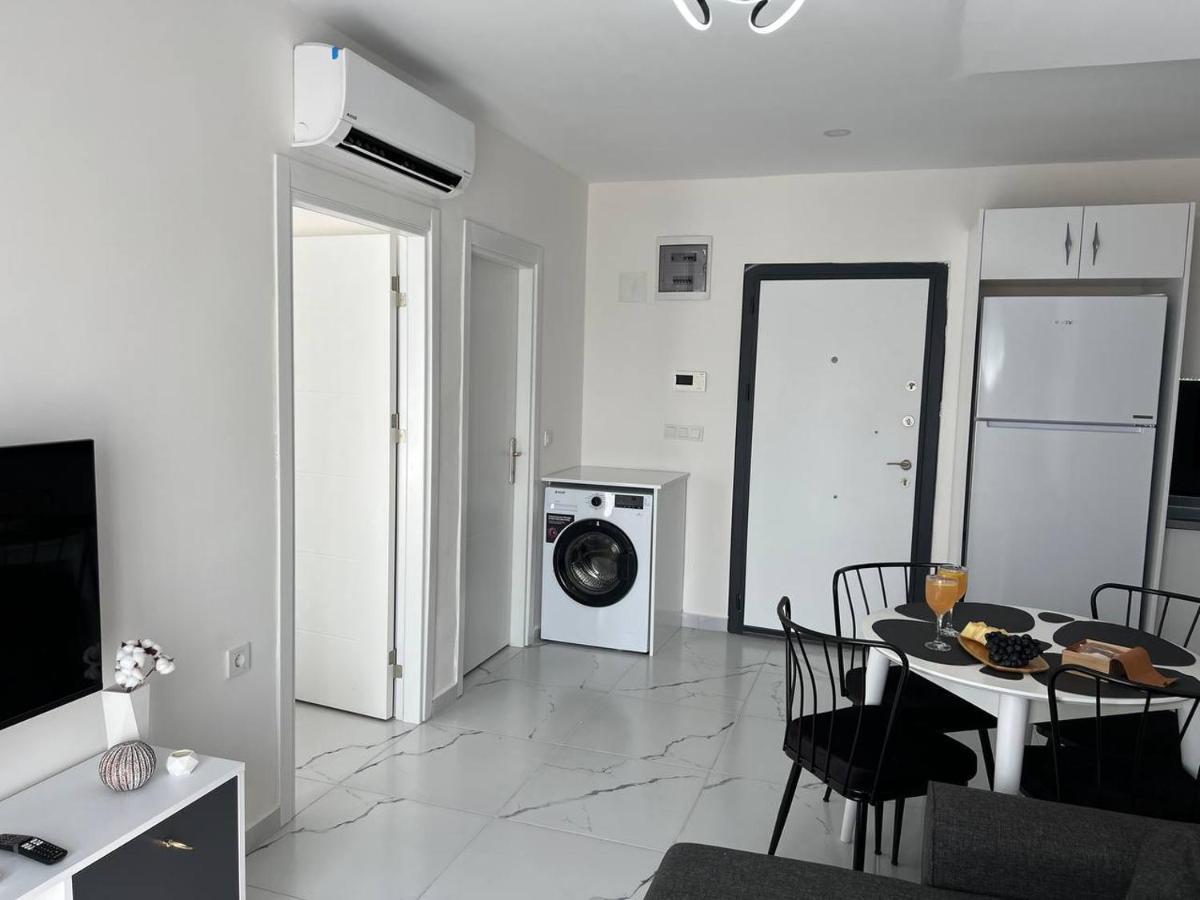 Art Life Apartment