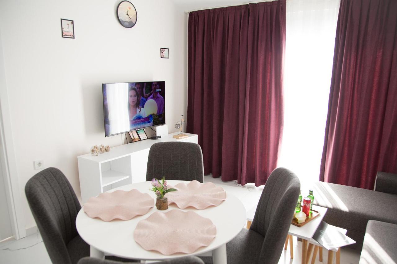 Art Life Apartment *