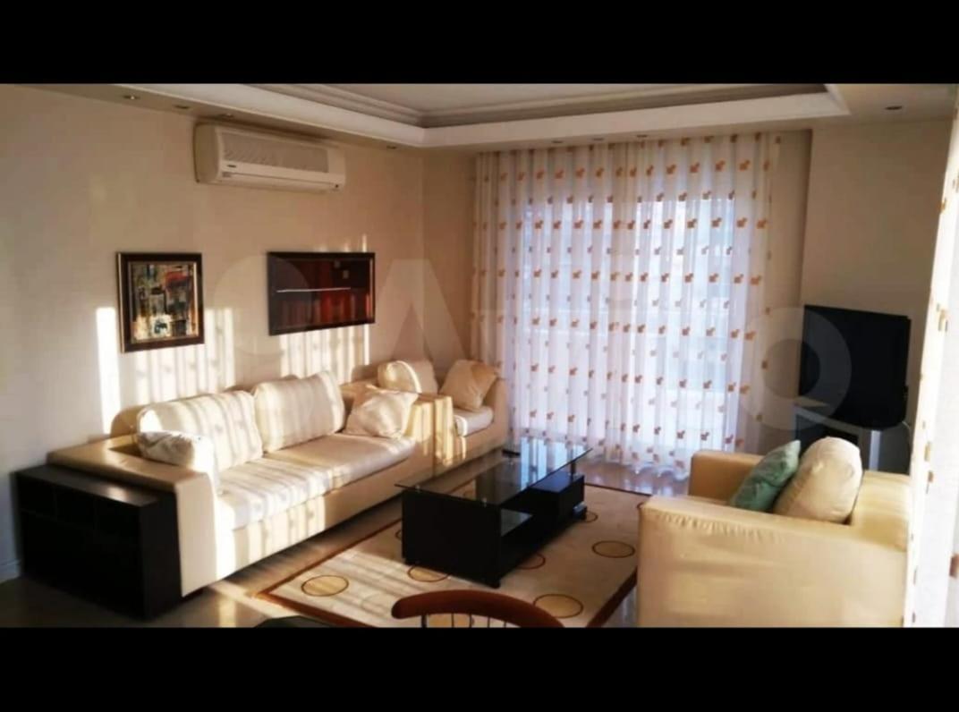 Apartment Sokak