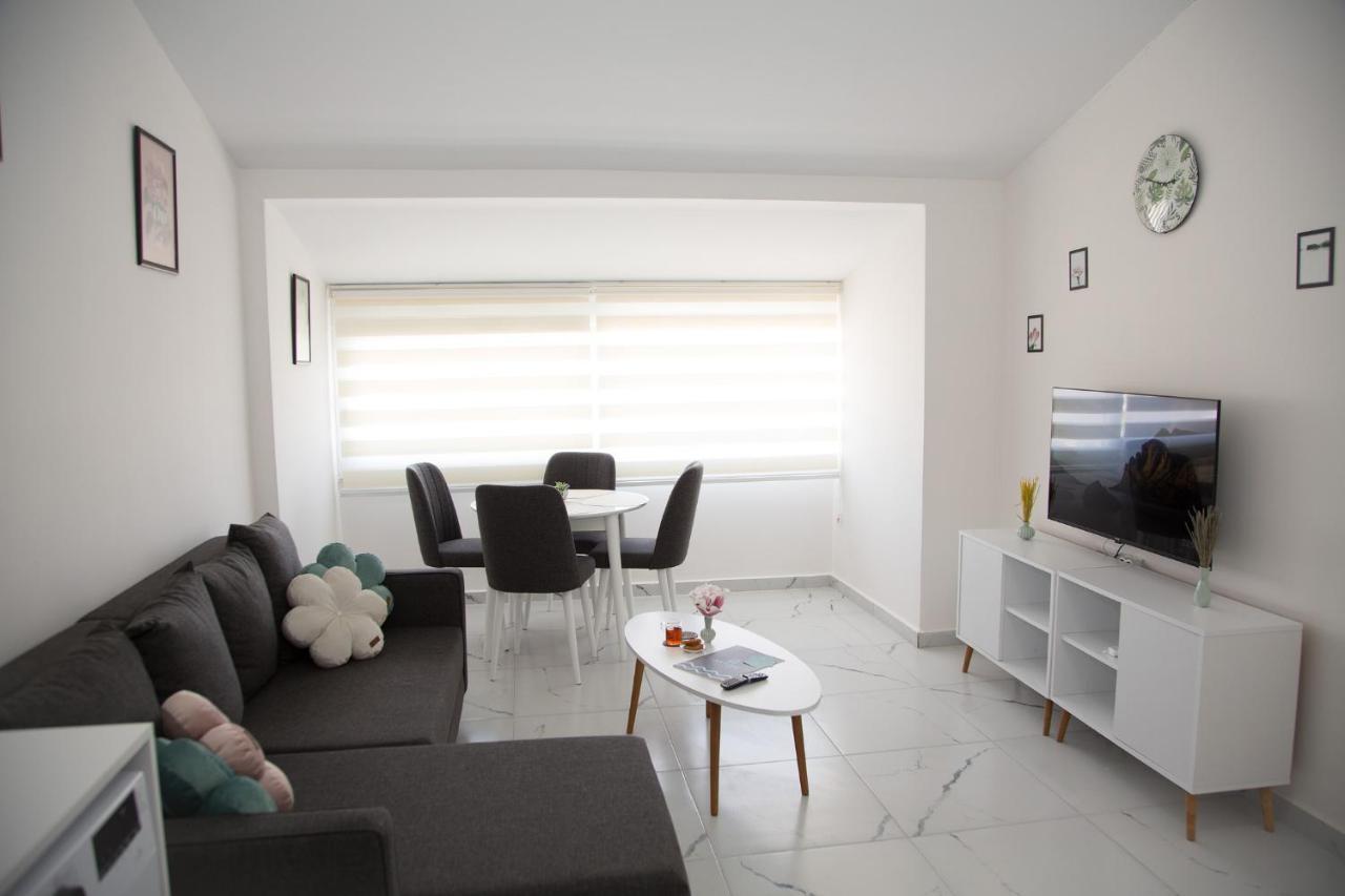 Apartment Art Life Flora в спальне нет окна
